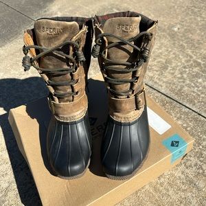 NIB Sperry Rain Boots Size 6.5